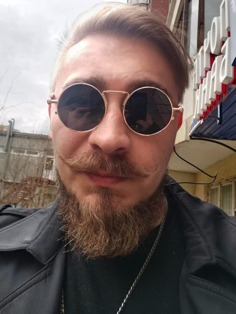 CEREMONYT Sunglasses Round Steampunk Sunglasses Circle Lennon Glasses Gothic Metal Frame 100% UV Blocking Lens