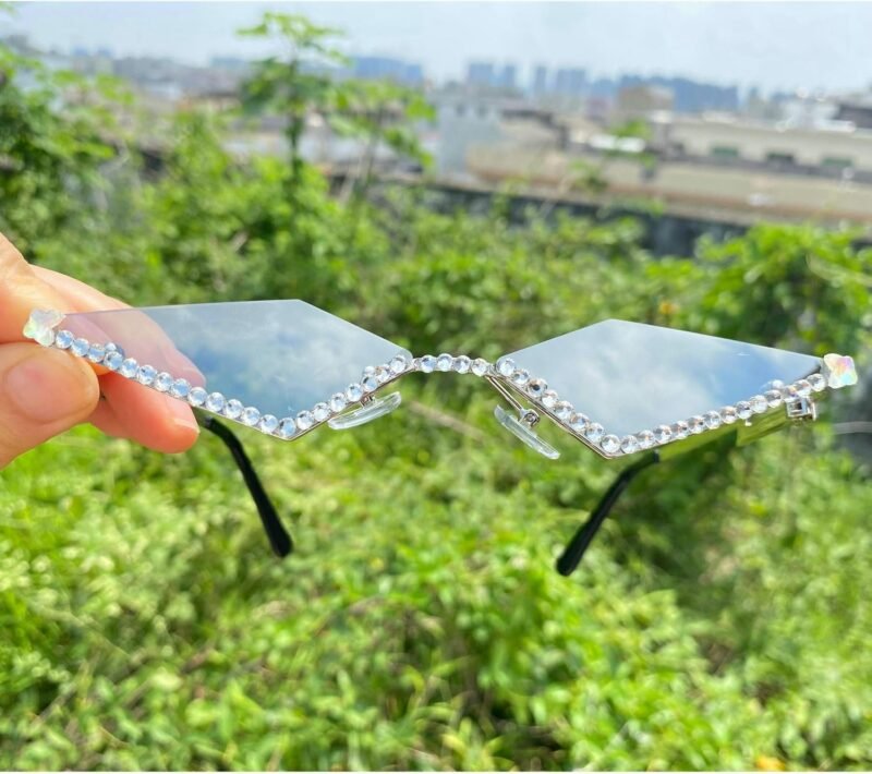 CEREMONYT Sunglasses Cat EyeVintage 90s Rimless Rhinestone Sunglasses Fashion Rhombus Crystal diamond Y2K Candy Color Cat Eye Party Glasses