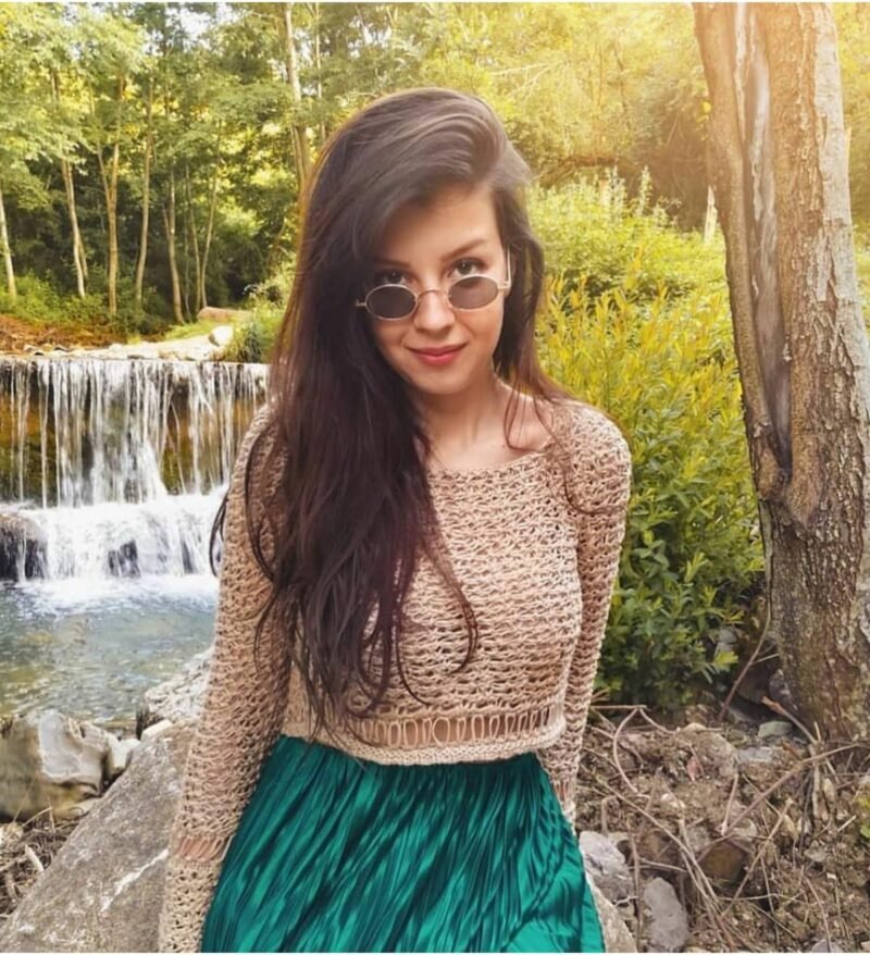 81Af-I3EooL._AC_SL1417 CEREMONYT Sunglasses Oval Vintage Small Round Sunglasses OvalSlender Metal Frame Candy Colors B2422