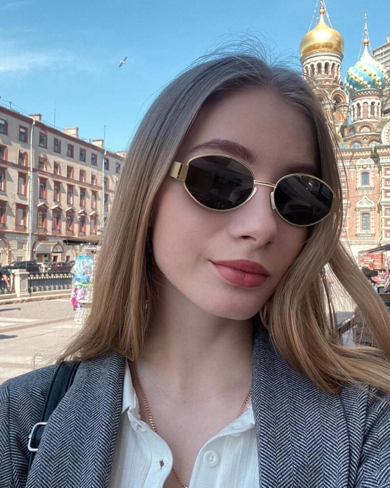 CEREMONYT Sunglasses Oval Sunglasses for Women Men, Trendy Designer Metal Style UV400 Protection Sun Glasses